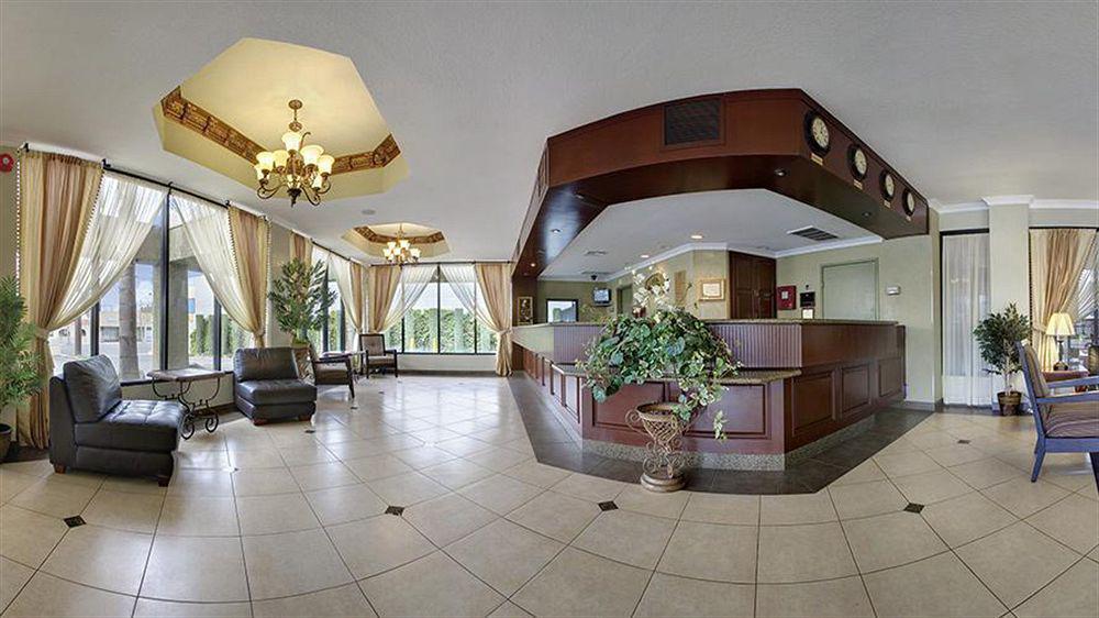 Howard Johnson By Wyndham Reseda Hotel & Suites Los Angeles Ngoại thất bức ảnh